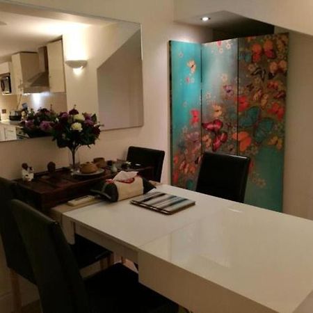 Lovet Homestay Londres Extérieur photo