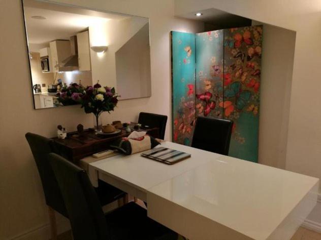 Lovet Homestay Londres Extérieur photo