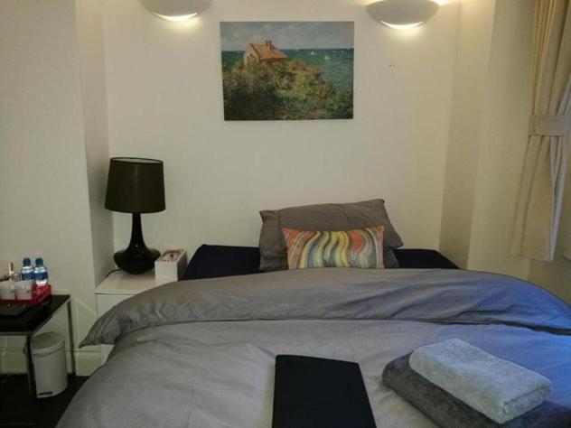 Lovet Homestay Londres Extérieur photo