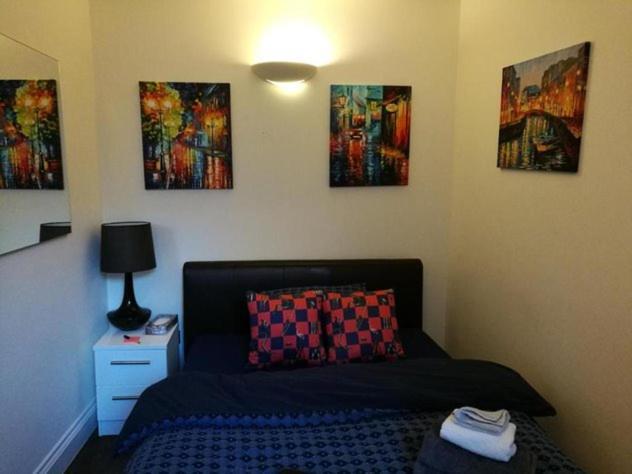 Lovet Homestay Londres Extérieur photo